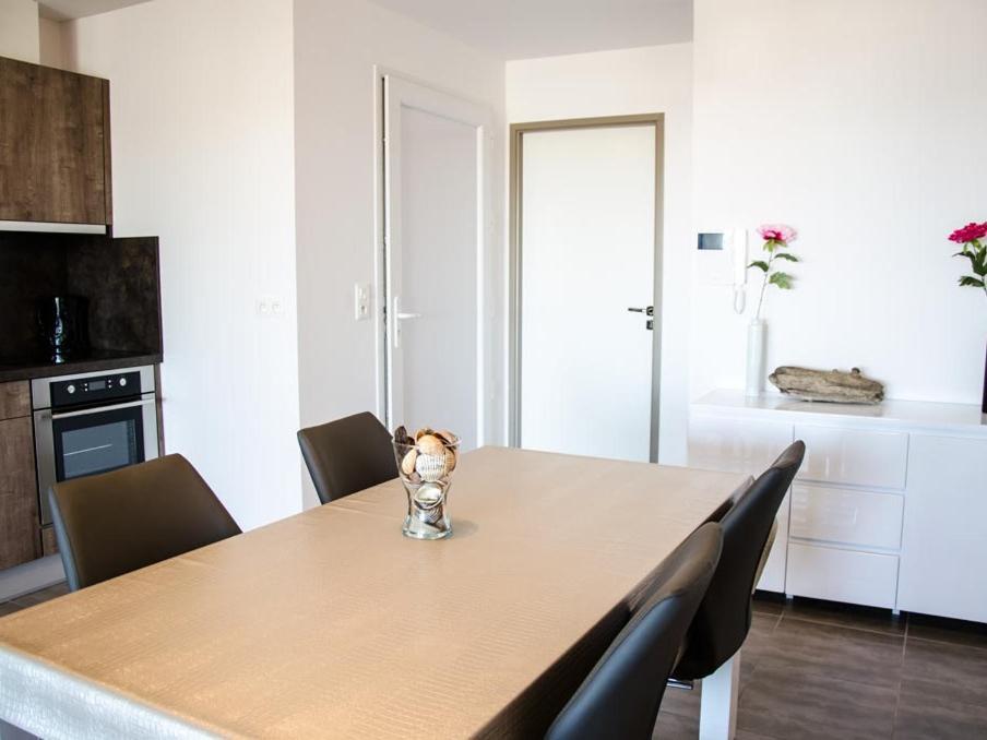 Residence Farenc Vue Sur La Lagune マルセイヤン エクステリア 写真